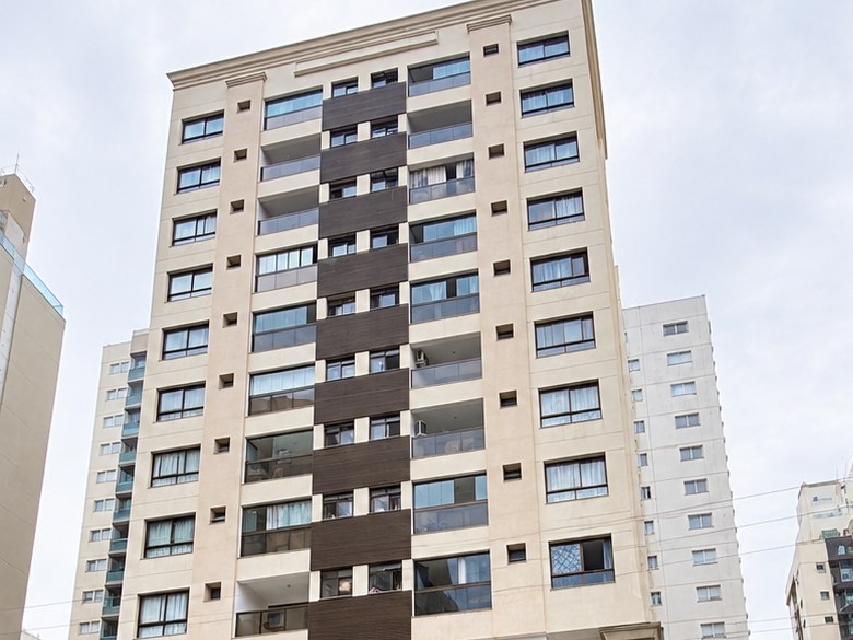 Fachada do edifício do apartamento em Itapuã, Vila Velha
